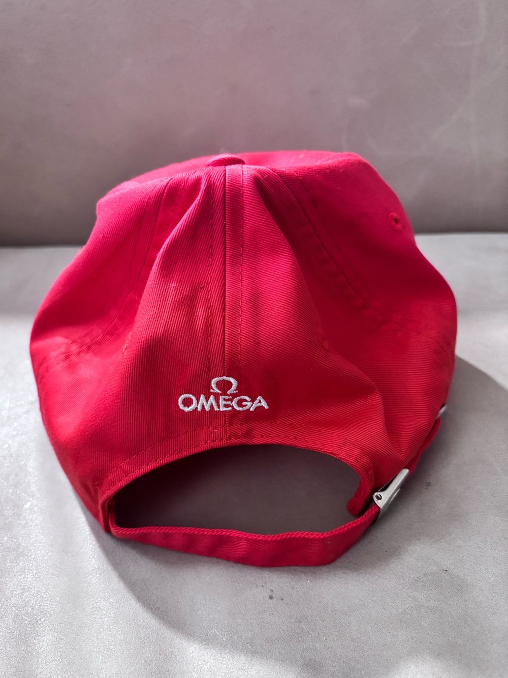 Omega Hat - Red Adjustable baseball cap OS - Picture 2 of 6